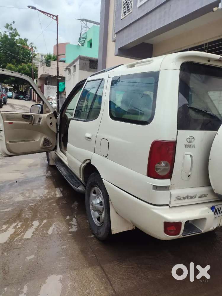 Tata Safari Dicor Diesel 2013