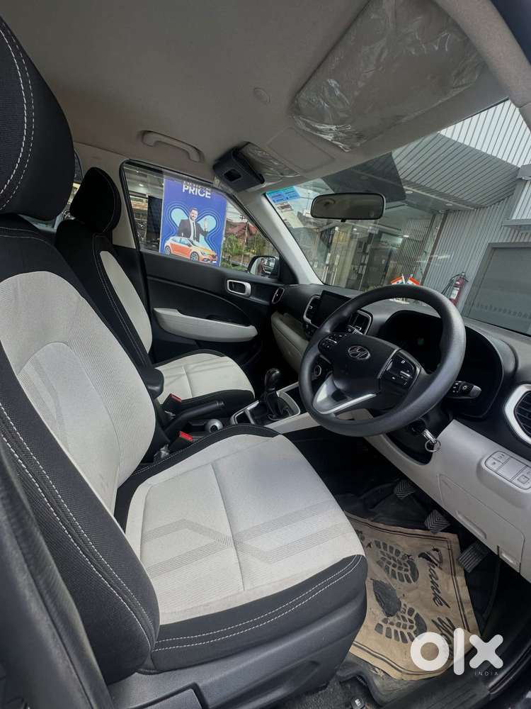 Hyundai Venue, 2024, Petrol
