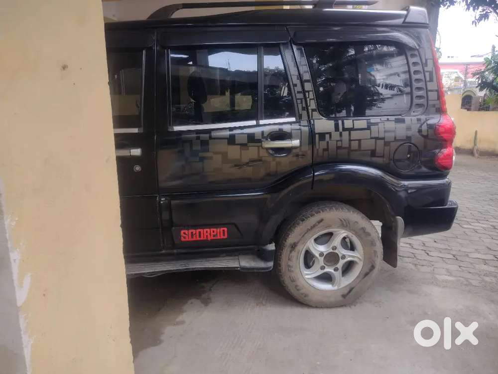 Mahindra Scrorpio 2010 Top Model, Very Good Condition, At 300000 Only.
