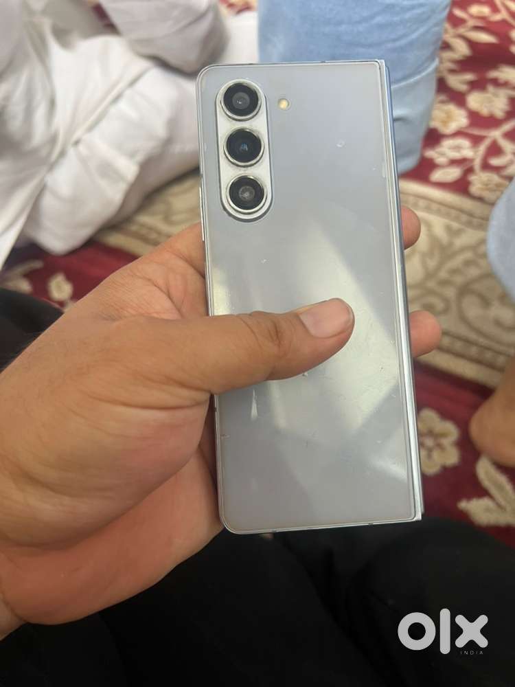 Samaung Fold 5 Veryyy Goood Comdition Ice Blue Color 12/256 Gb - Mobile ...