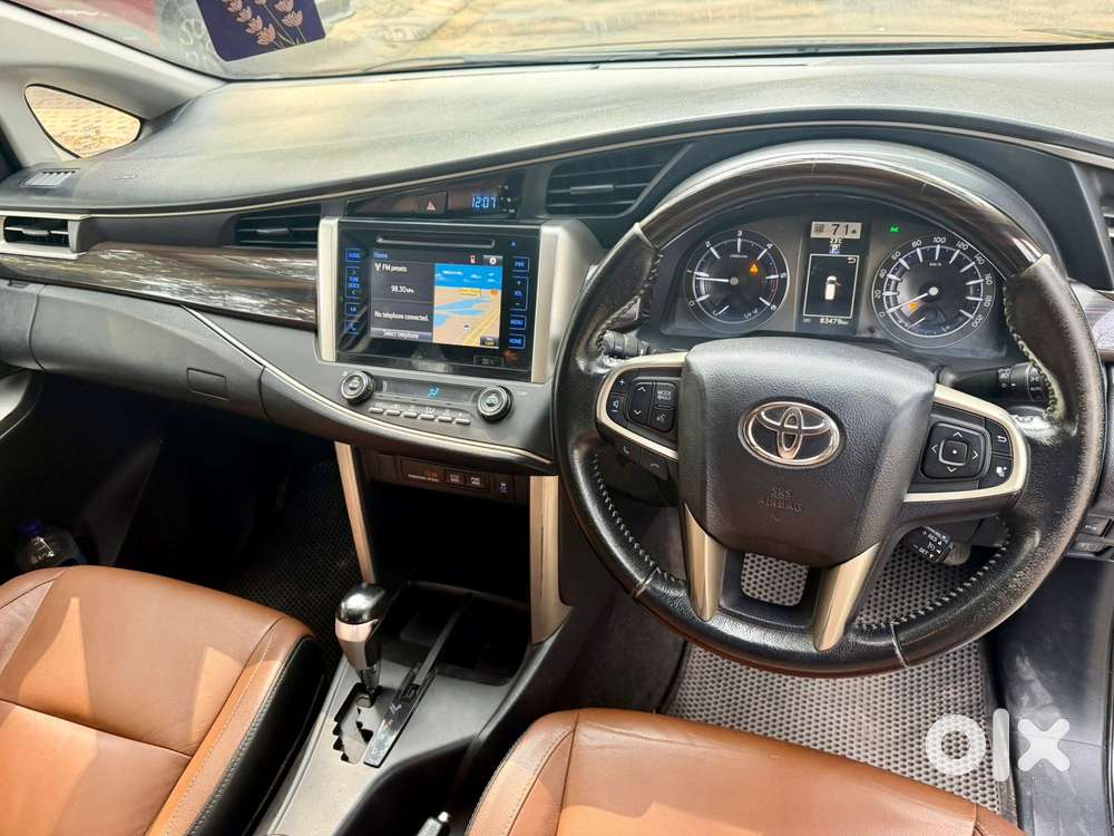 Toyota Innova Crysta 2.8z Automatic, 2017, Diesel