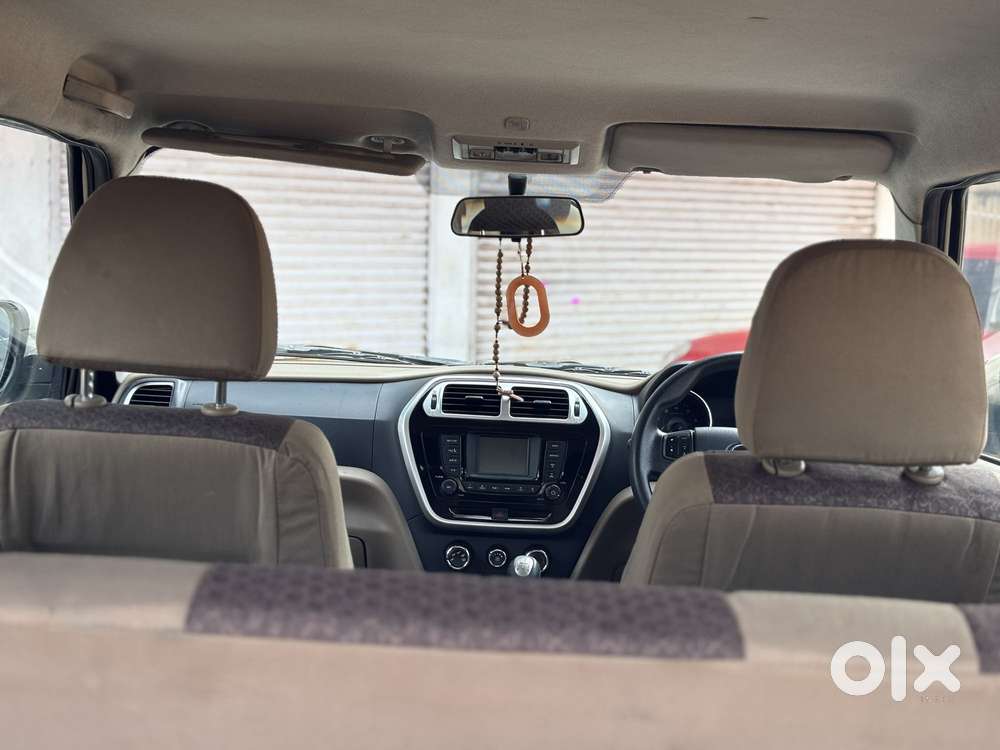 Mahindra Tuv 300 T8, 2016, Diesel