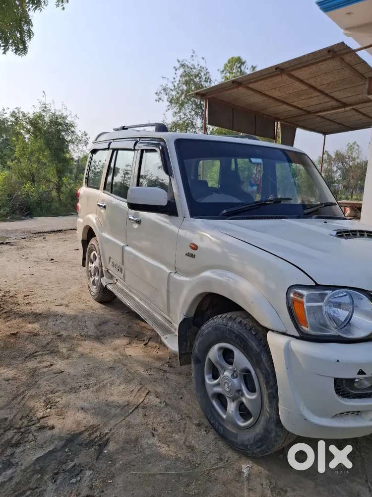 Mahindra Scorpio 2011 Diesel Manual