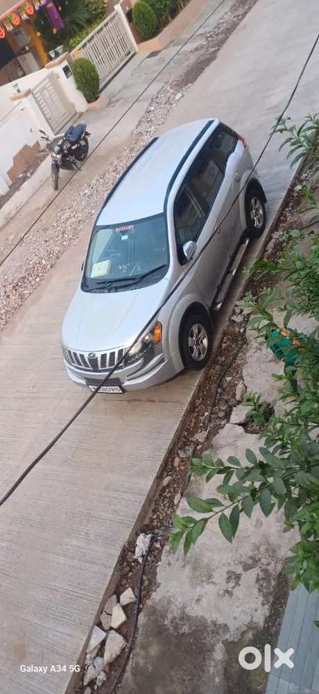 Mahindra Xuv500 2014 Diesel 120000 Km Driven