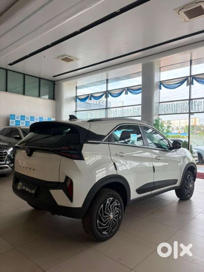 Tata Nexon Pure Plus (s) Petrol Amt, 2026, Petrol