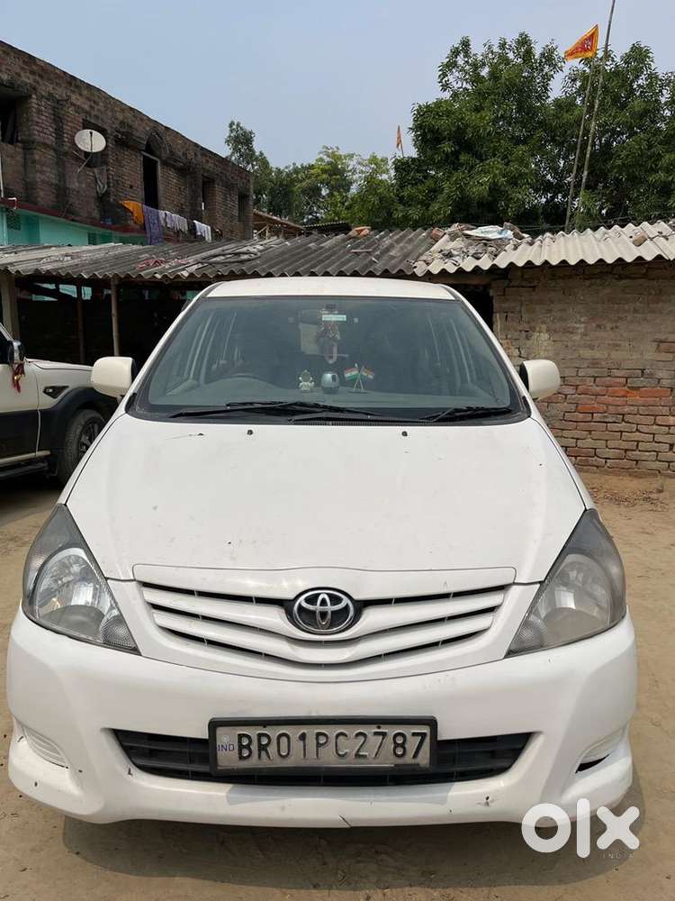 Toyota Innova 2011 Diesel 130456 Km Driven