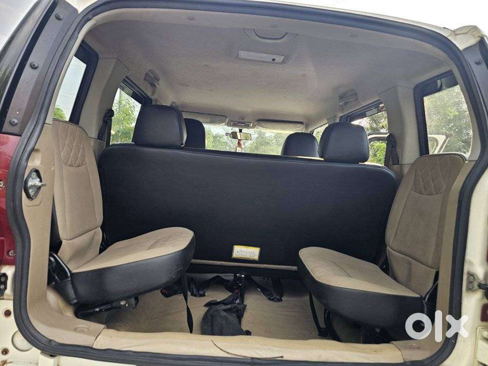 Mahindra Tuv 300 T10, 2018, Diesel