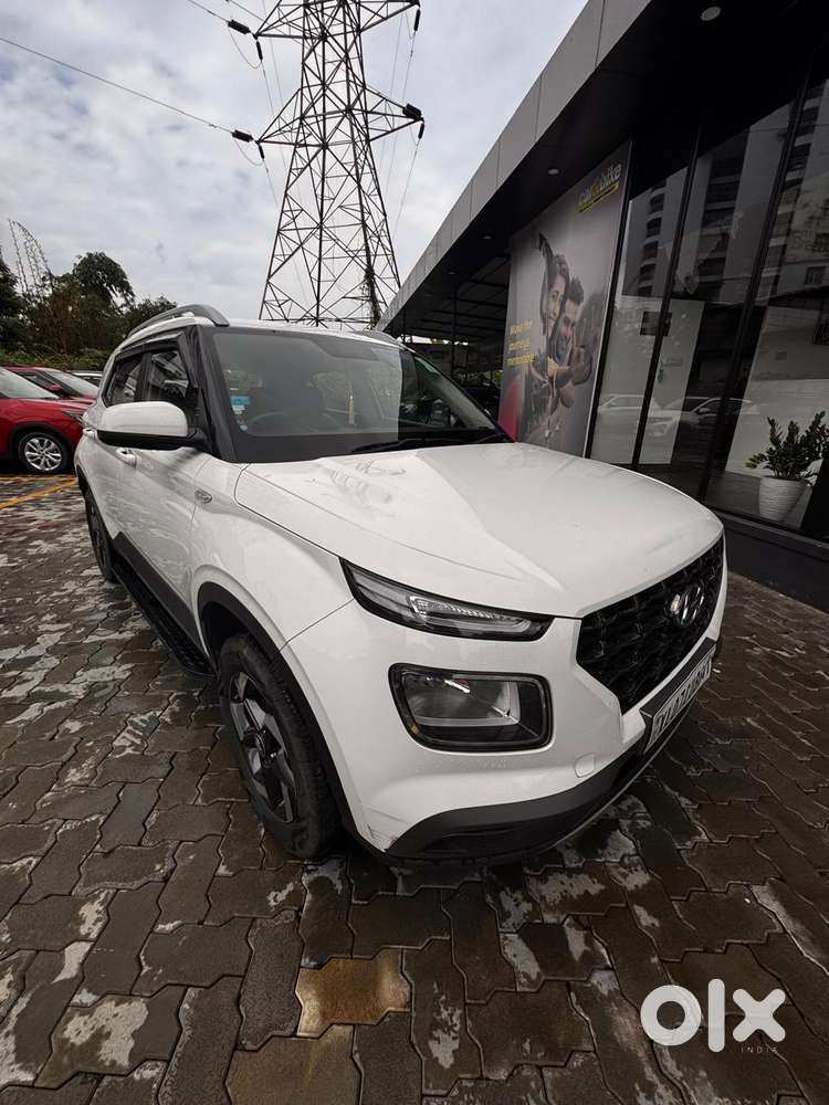 Hyundai Venue S 1.2 Petrol, 2020, Petrol