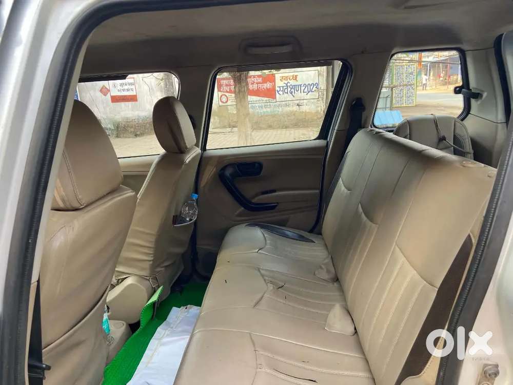 Mahindra Tuv 300 Plus 2019