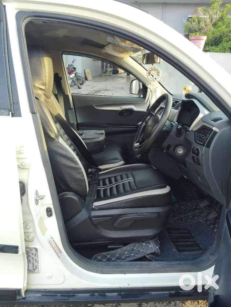 Kuv100 Nxt K6+