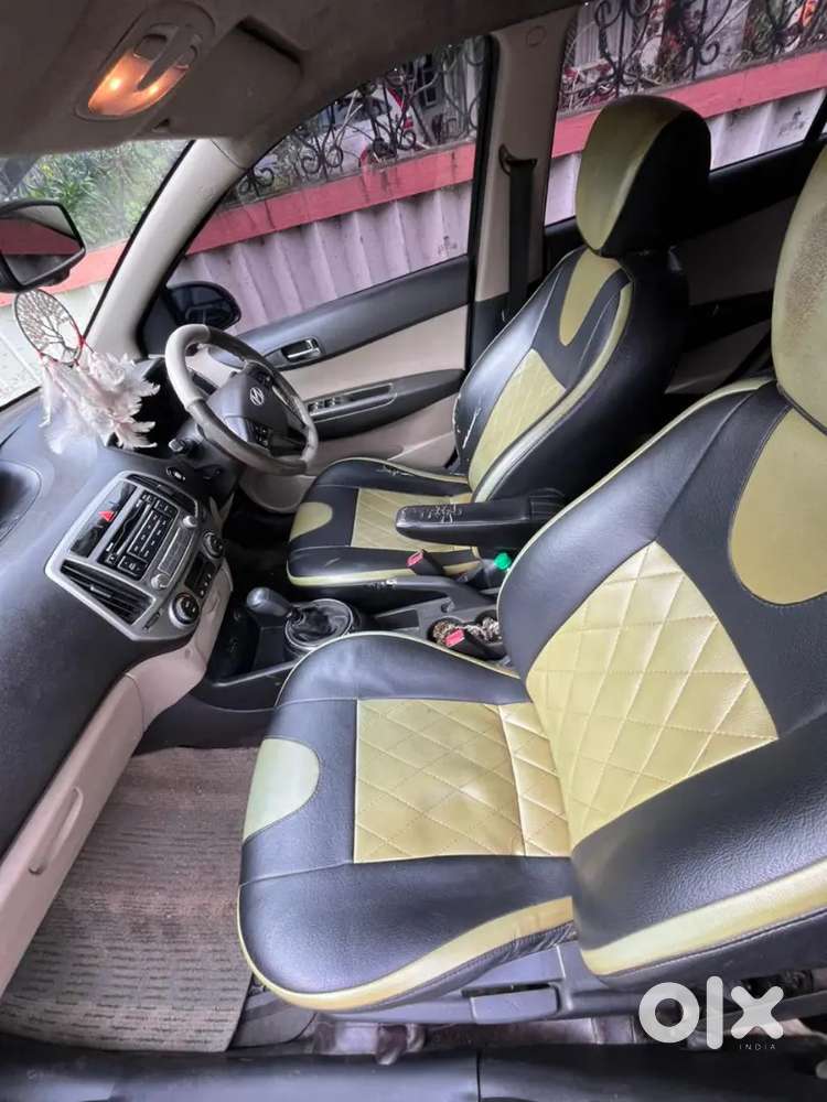 Hyundai New I20 2012 Diesel 80000 Km Driven