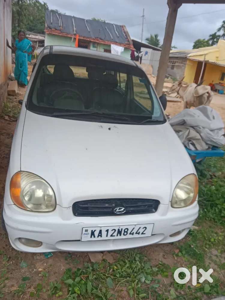 Hyundai Santro Gs Zip 2002