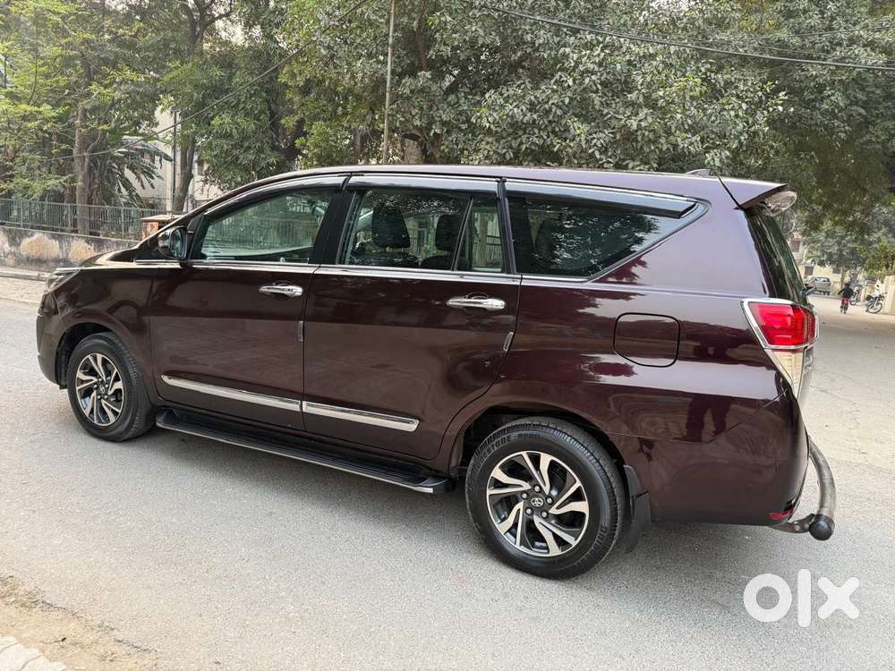 Toyota Innova Crysta 2.4 V 8 Str, 2021, Diesel