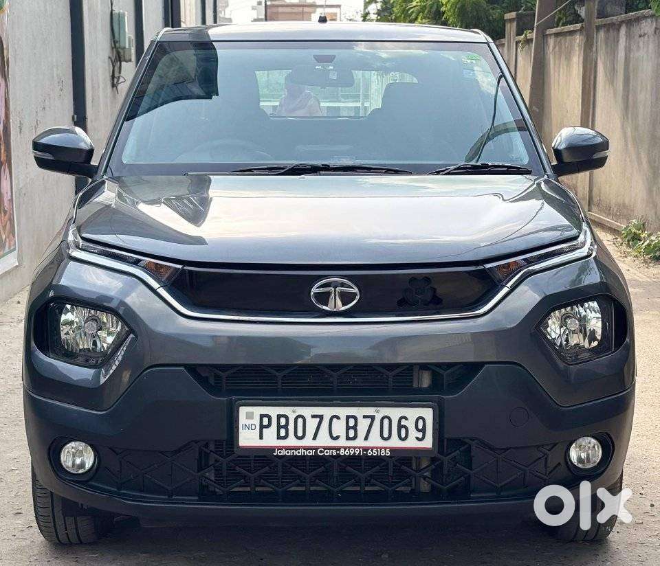 Tata Punch, 2022, Petrol