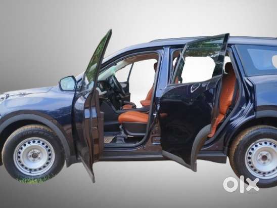 Mahindra Xuv700 2.2 Mx Diesel Mt 5 Str, 2024, Diesel