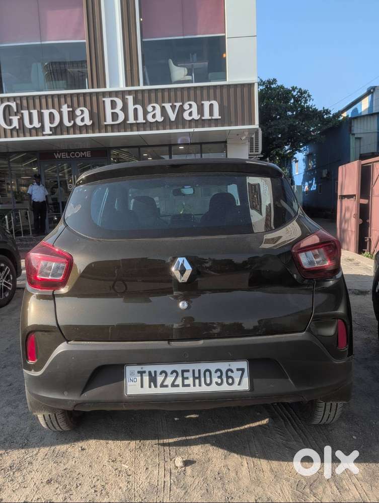 Renault Kwid 2025 Rxt Mt 11 Months Old. Color :- Outback Bronze