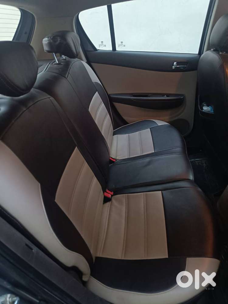 Original Paint, Well Maintained With Service Record, Automatic Climate