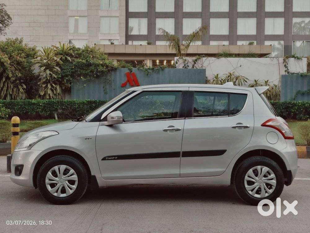 Maruti Suzuki Swift Vxi Optional, 2013, Petrol