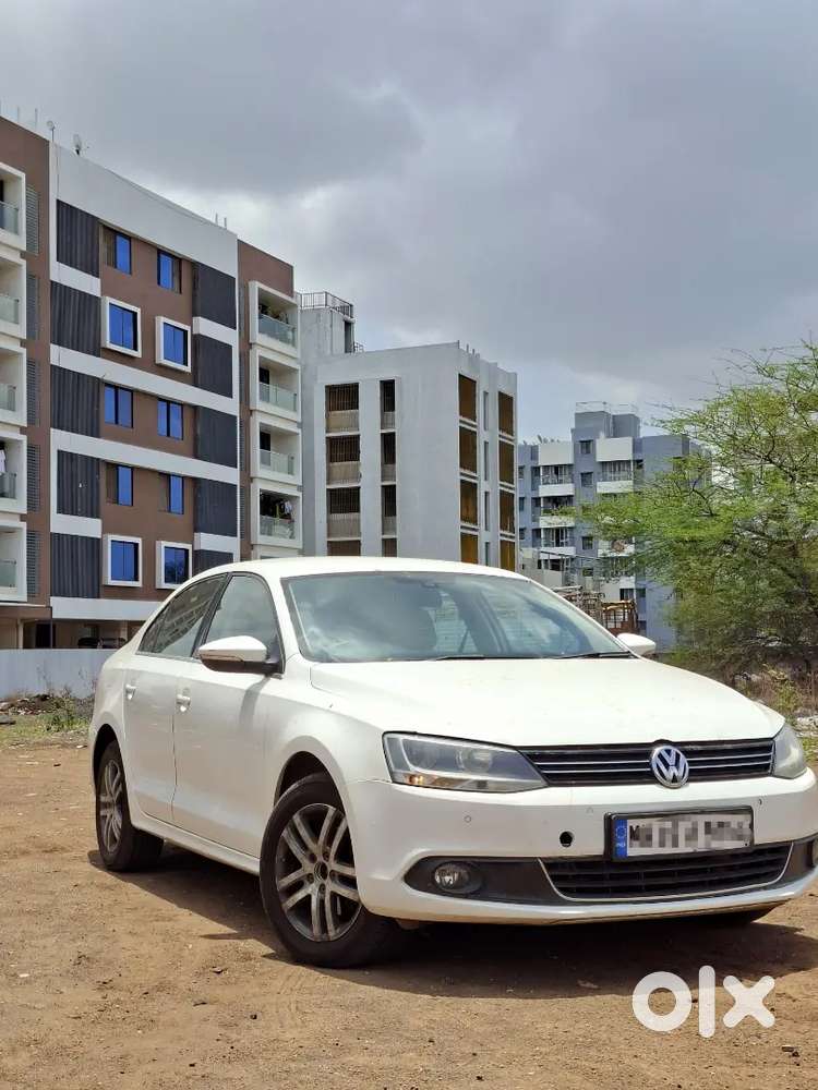Volkswagen Jetta 2012 Car