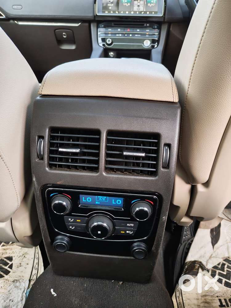 Jaguar F-pace Prestige 2.0 Petrol, 2021, Petrol