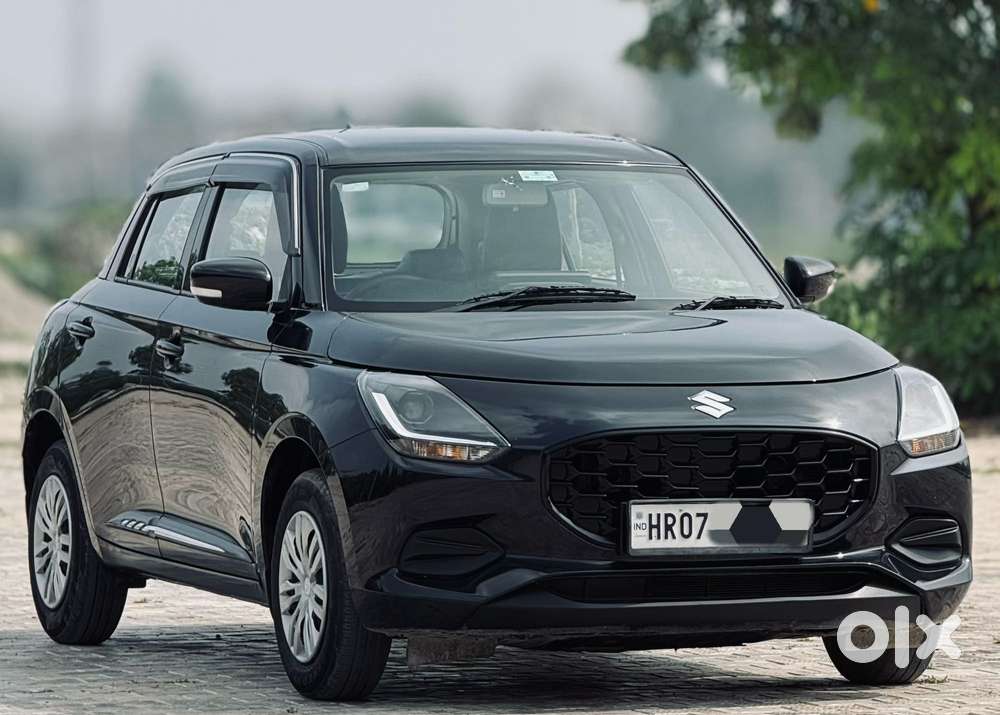 Maruti Suzuki New-gen Swift Vxi, 2025, Petrol