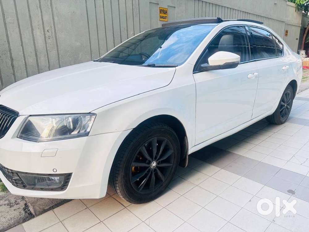 Skoda Octavia 2016 1.8 At Petrol 126000 Km Driven