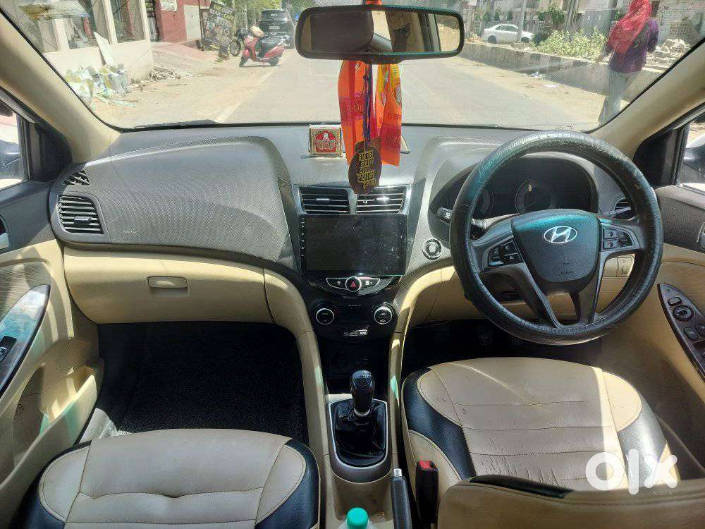 Hyundai Verna 1.6 Sx Crdi (o) At, 2015, Diesel