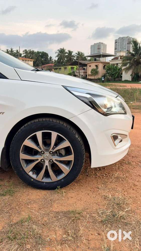 Hyundai Verna 2017 Petrol Well Maintained