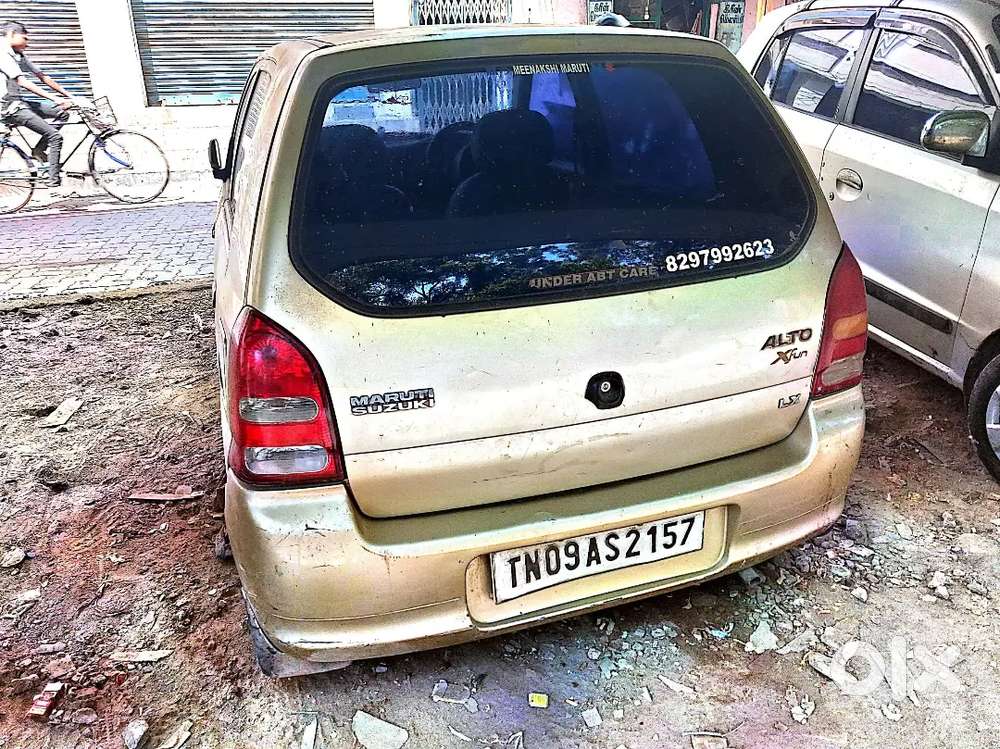 Alto 800 - Good Enginee With Good Seat Cover