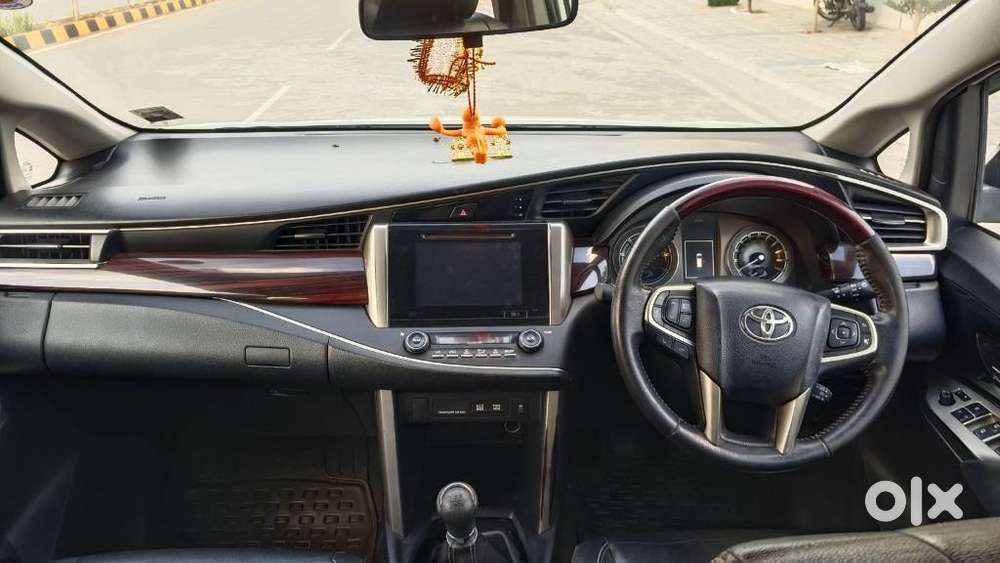 Toyota Innova Crysta 2.4 Z 7 Str, 2017, Diesel