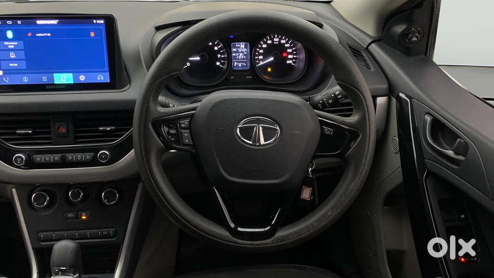 Tata Nexon 1.2 Revotron Xma, 2018, Petrol