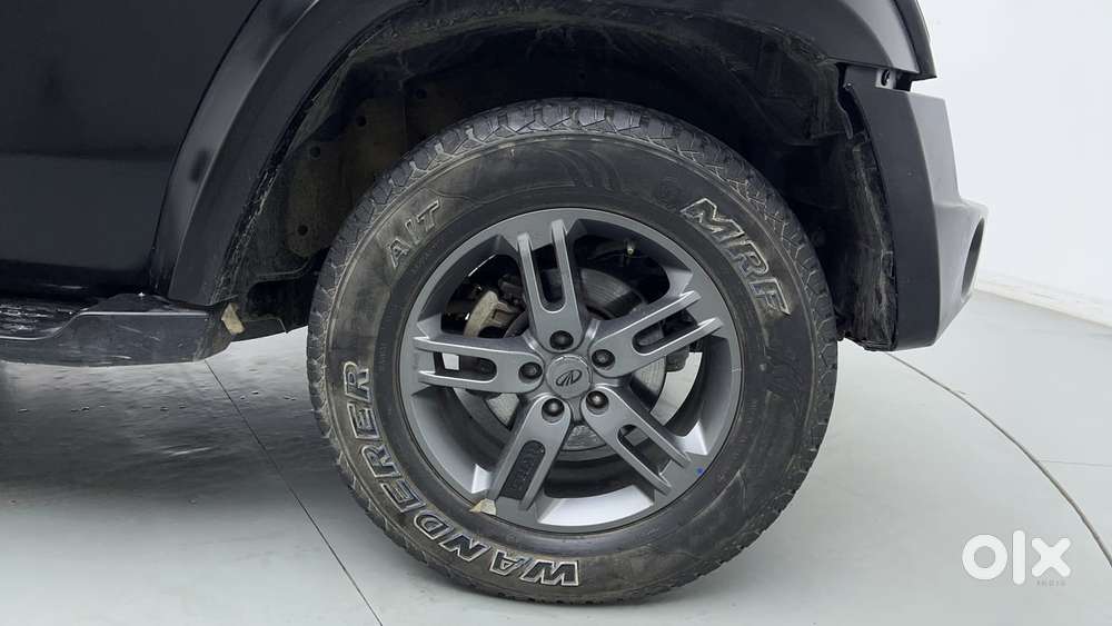 Mahindra Thar Lx Hard Top Petrol Mt 4wd, 2022, Petrol