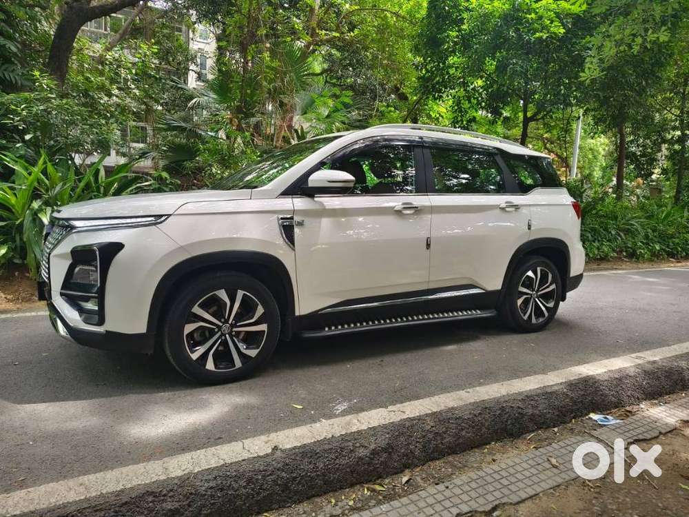 Mg Hector Plus Sharp Pro 1.5 Turbo Petrol Cvt 6 Str, 2023, Petrol