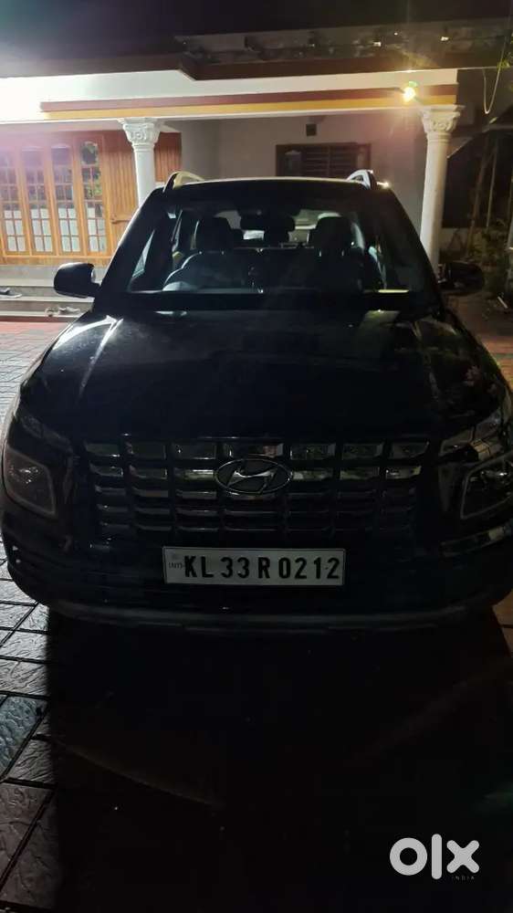 Hyundai Venue 2024 Petrol Turbo Good Condition