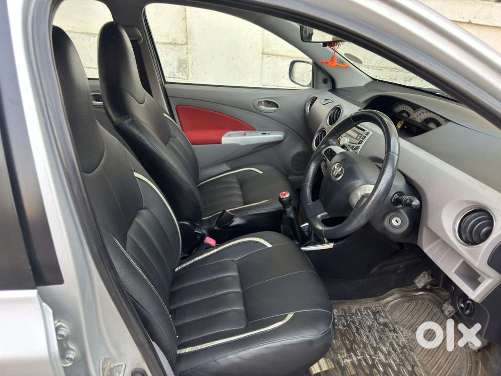Toyota Etios Liva 1.2 Prem, 2011, Petrol