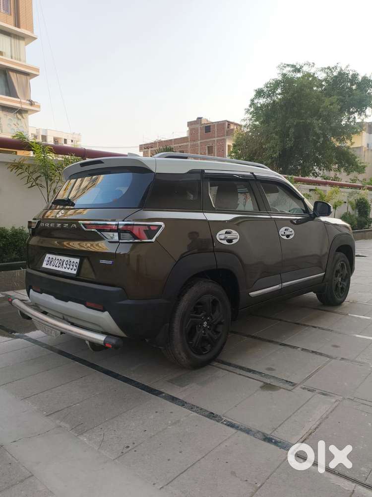 Maruti Suzuki Brezza 1.5 Zxi Cng Dual Tone, 2023, Cng & Hybrids