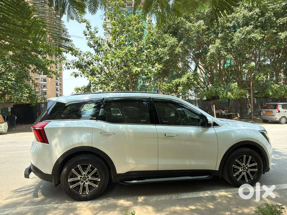 Mahindra Xuv 700 Ax7 L At 2023