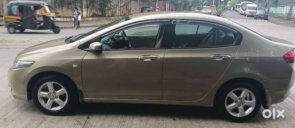 Honda City V Mt, 2011, Petrol