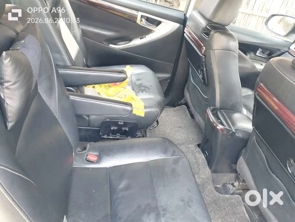 Toyota Innova Crysta 2017