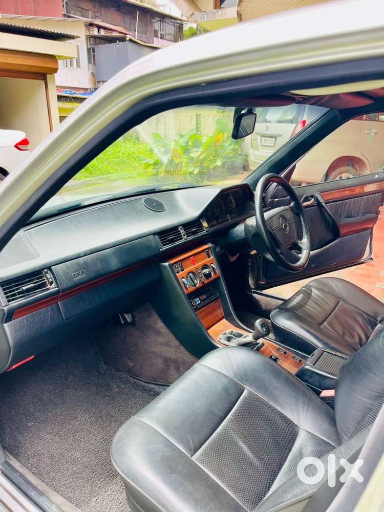 Mercedes-benz W124 E220