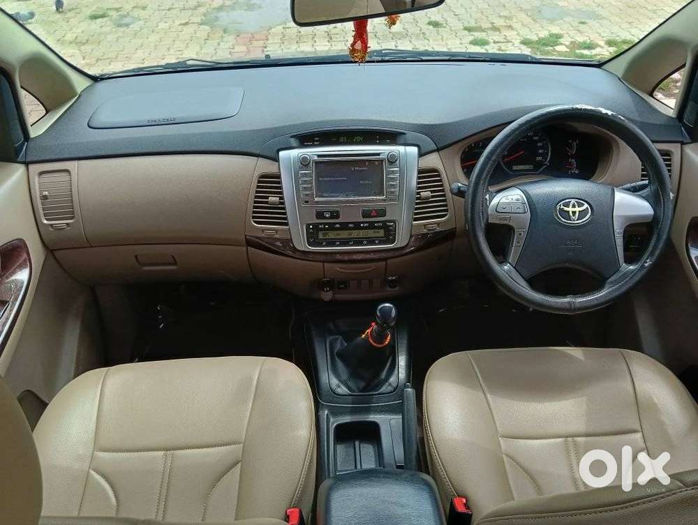 Toyota Innova 2.5 Vx 7 Str, 2016, Diesel