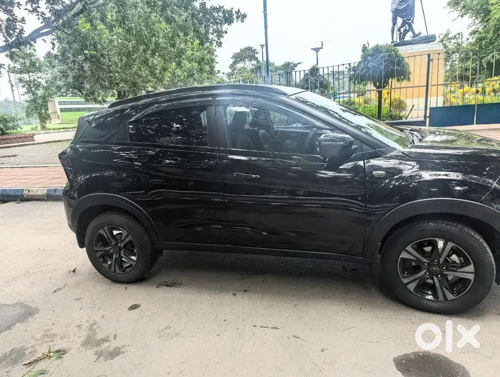 Tata Nexon Creative Plus (s) Dark Edition Petrol 2024 Awaits