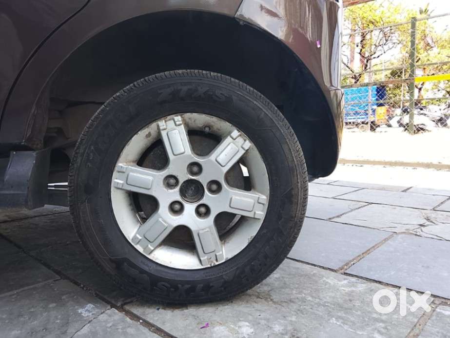 Mahindra Quanto C8, 2013, Diesel