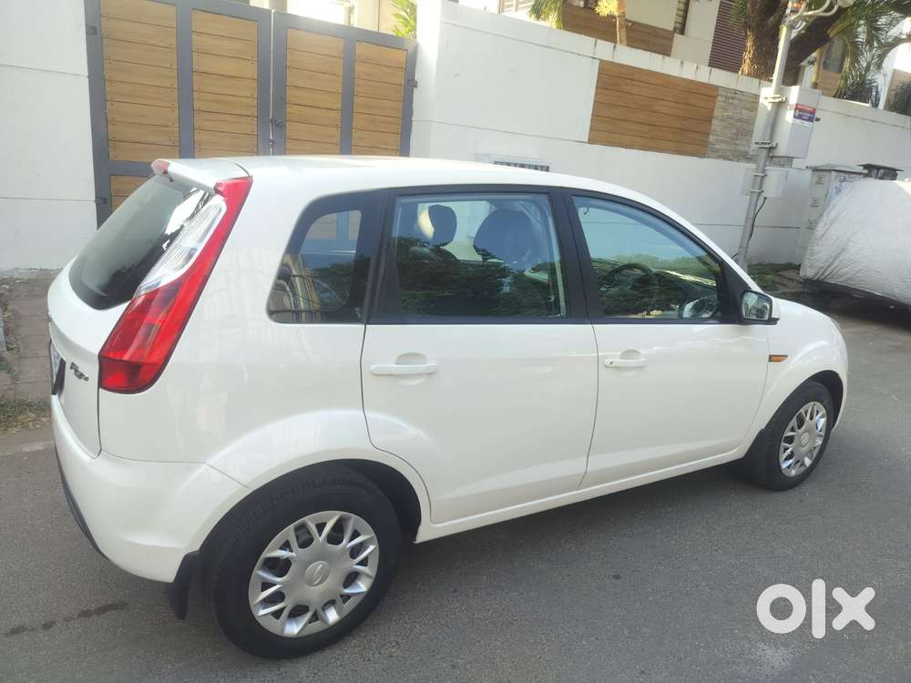 Ford Figo Petrol Lxi, 2011, Petrol
