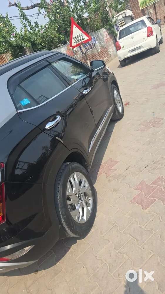 Hyundai Creta Black-2022---48000 Driven--1hand