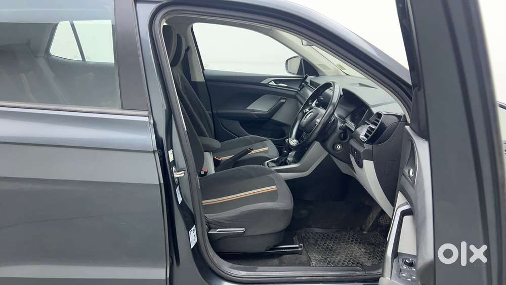 Skoda Kushaq 1.0 Tsi Ambition At, 2022, Petrol