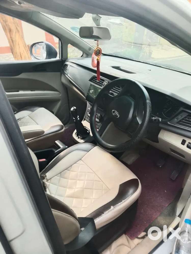 Mahindra Marazzo 2019 Drive