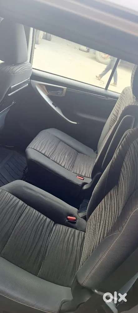 Toyota Innova Crysta 2.5 Diesel 2018 Manual