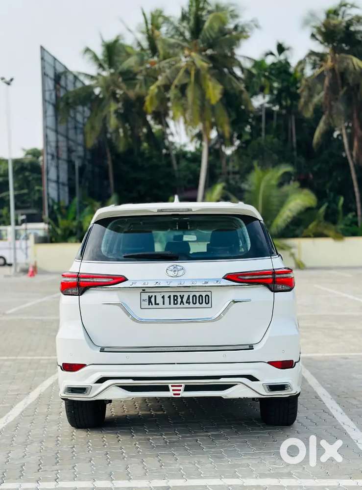 Toyota Fortuner 2022 Petrol Second Owner
