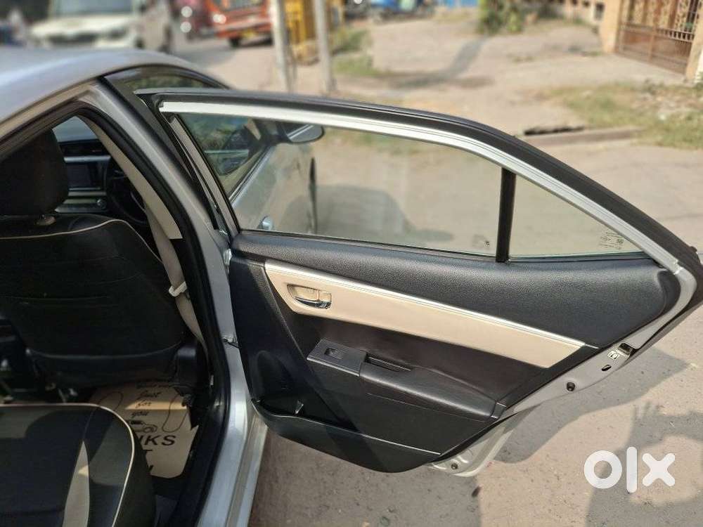 Toyota Corolla Altis 2013-2017 G At, 2014, Petrol